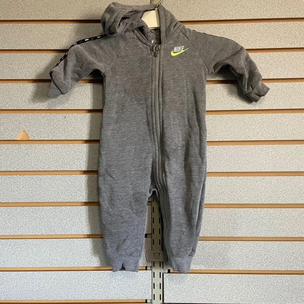 Nike Baby‎ Boys Gray Full Zip Hooded Sleeved Romper Tracksuit Infant 6-9 Months